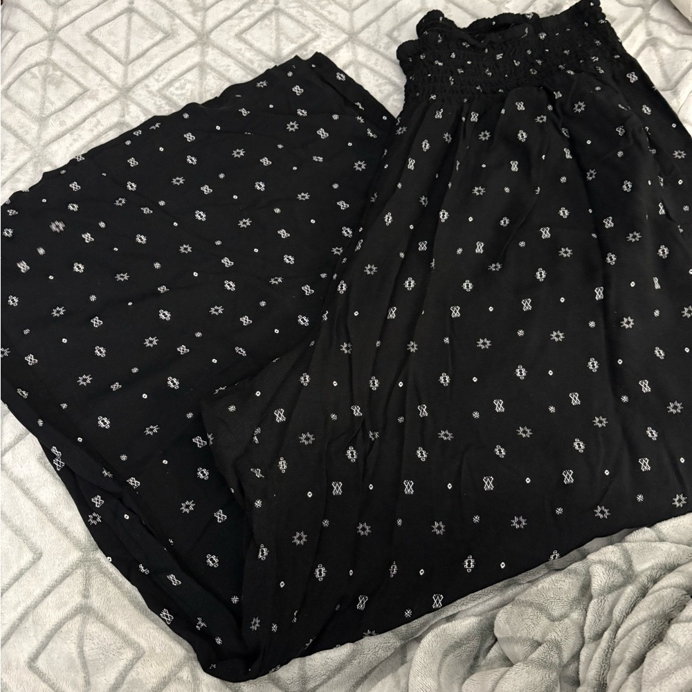 Torrid Black and White Wide Leg Pants - Picture 3 of 4